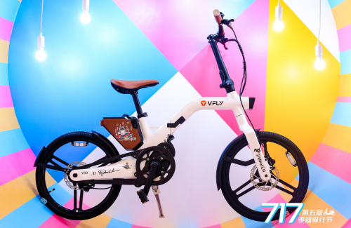 搶抓“Z時代”機遇，雅迪電動車聯(lián)合頂級IP打造潮流文化新風(fēng)尚