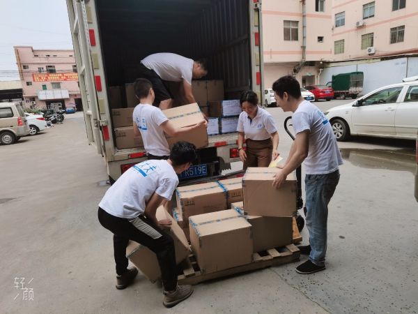灸大夫愛(ài)心捐贈(zèng)的300萬(wàn)中醫(yī)艾灸物資已順利抵達(dá)河南！