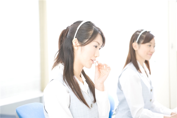 今年學生返校上課有望，熊貓速匯助力海外華人匯款回國