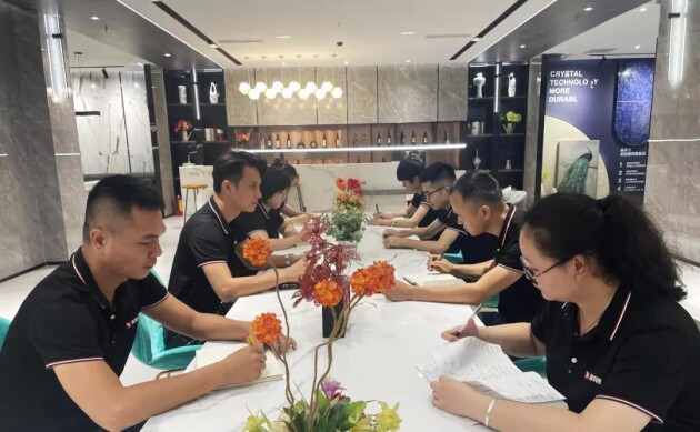 47年民族陶瓷品牌，兩代人的選擇與堅(jiān)守