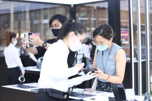 三星全新折疊屏手機快閃店入駐各城商圈 新一代折疊屏旗艦等你體驗