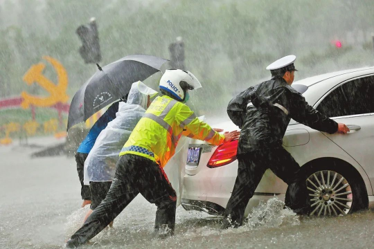 河南再發(fā)暴雨預(yù)警，面對天災(zāi)如何未卜先知？