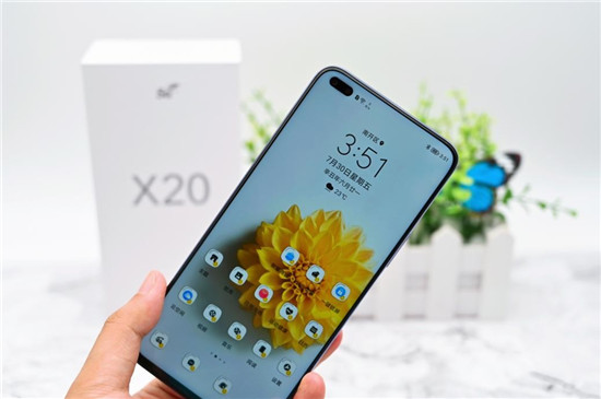 評測丨關(guān)于榮耀X20，除了94.4%超高屏占比，還有啥？