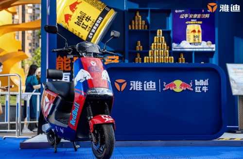 又是一年開學(xué)季，雅迪冠能2.0電動車引領(lǐng)校園出行新風尚