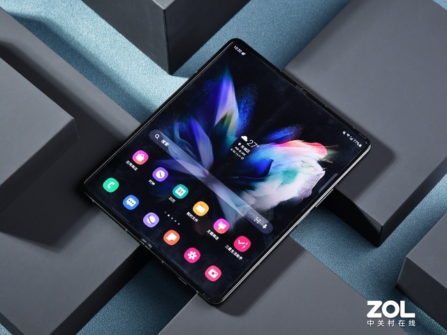 折疊屏也能防水，三星Galaxy Z Fold3全面測(cè)評(píng) 