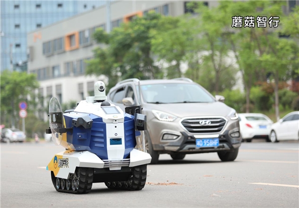 蘑菇智行融合感知讓行駛車(chē)輛更安全