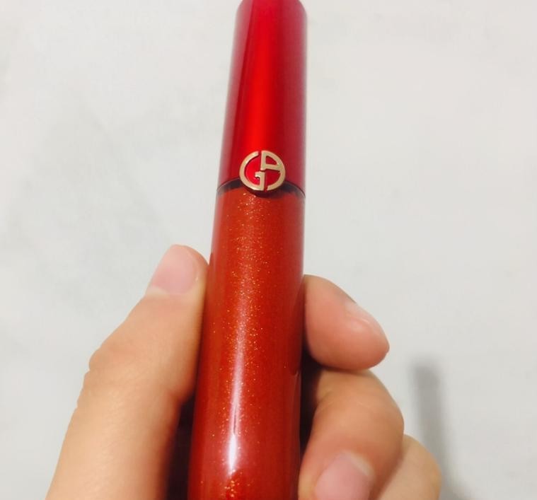 唯品會(huì)大牌口紅比專柜優(yōu)惠不少，是不是正品？