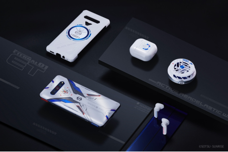 進化出擊！旗艦級游戲手機新品黑鯊4S系列正式發(fā)布