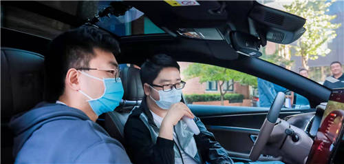 全家出行怕無聊？這些5G裝備幫你get輕松旅途！