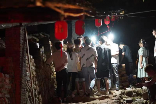打造專業(yè)直播團(tuán)隊 他在微拍堂半年銷售額破2000萬