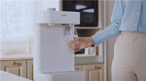 Coway科唯怡纖細立式家用商用凈水器CHP-5710R、P-5600N上市！