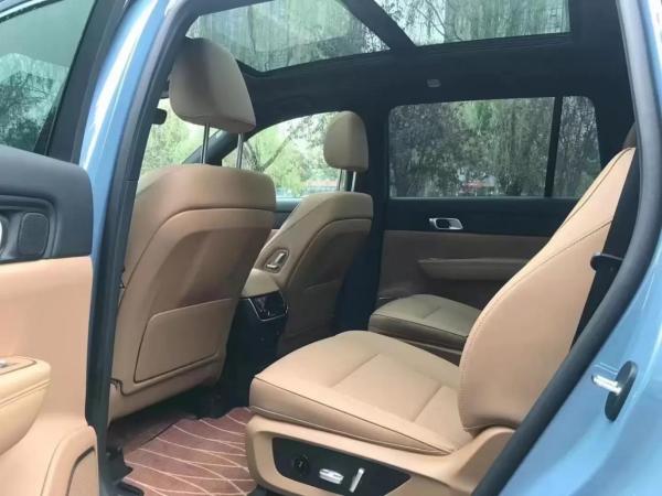 理想ONE智能化汽車，堪稱國(guó)車版本“特斯拉”
