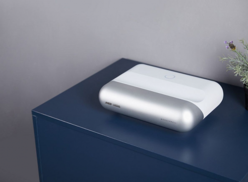 對(duì)比堅(jiān)果O1 Pro，新鮮發(fā)布的峰米R(shí)1 Nano更值得期待