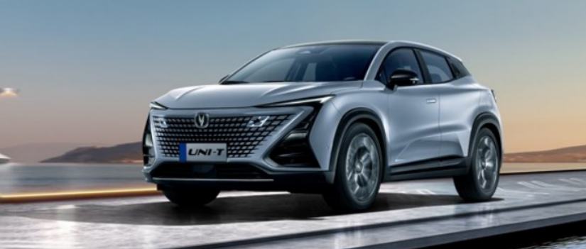 MG ONE實(shí)力碾壓長(zhǎng)安UNI-T，讓燃油車(chē)也能擁有智能科技