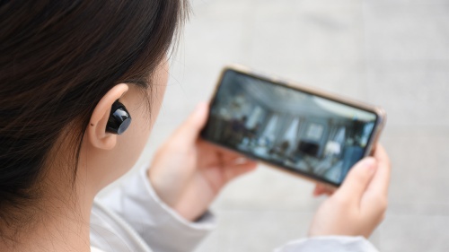 2021藍(lán)牙耳機怎么選？無線藍(lán)牙耳機實測推薦
