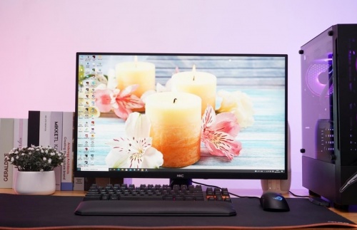 可以豎屏的HKC T2751Q顯示器，專業(yè)制圖修圖神器！