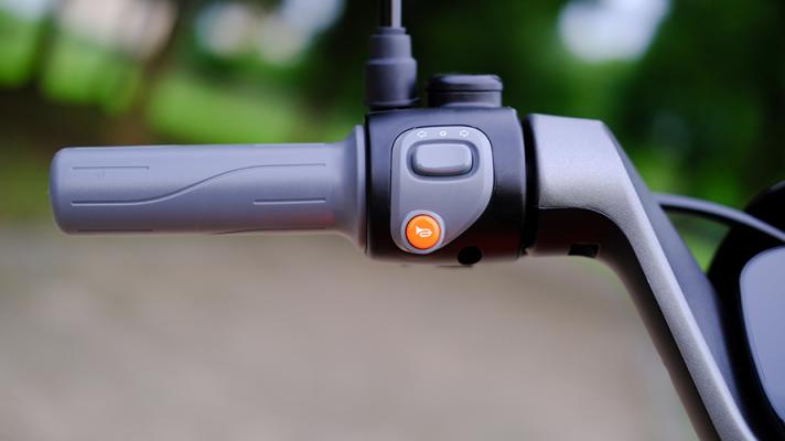雅迪電動車VFLY L100 MAX電動車評測：高顏值、高性能的高端騎行體驗