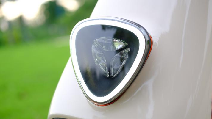 雅迪電動車VFLY L100 MAX電動車評測：高顏值、高性能的高端騎行體驗