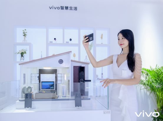 vivo亮相中國(guó)移動(dòng)、中國(guó)電信展會(huì)，帶來(lái)IoT生態(tài)領(lǐng)域成果分享