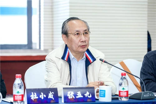 ?就在秋糖前，一批白酒泰斗密集調(diào)研了江小白