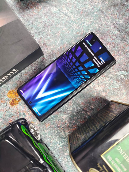 三星Galaxy Z Fold3 5G評測：引領折疊屏手機新體驗