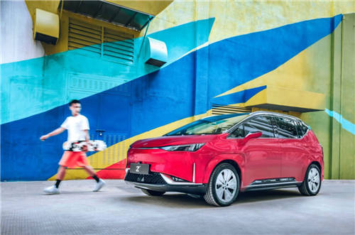 “我們提車?yán)?！”合?chuàng)Z03正式交付，不負(fù)等待