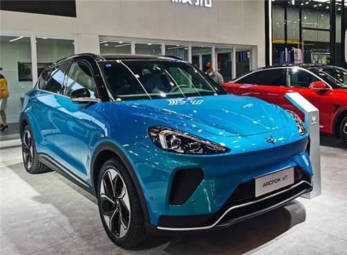 新體驗(yàn)新選擇，極狐汽車首秀鄭州長(zhǎng)沙國(guó)際車展實(shí)力圈粉