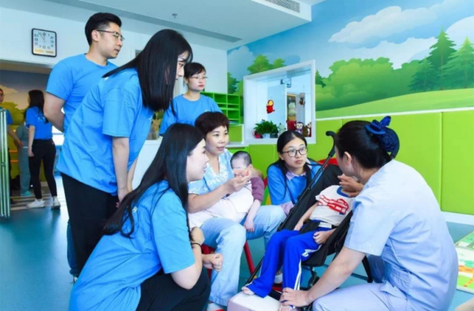 福晟集團以公益之心，履社會之責(zé)，讓企業(yè)充滿向“善”之力