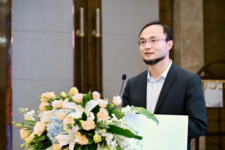 華為云發(fā)布汽車行業(yè)整體服務(wù)策略，助力車企“造好車”，“賣好車”，“用好車”