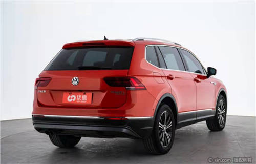 擔(dān)心車子貶值快？?jī)?yōu)信二手車成買(mǎi)車最優(yōu)解