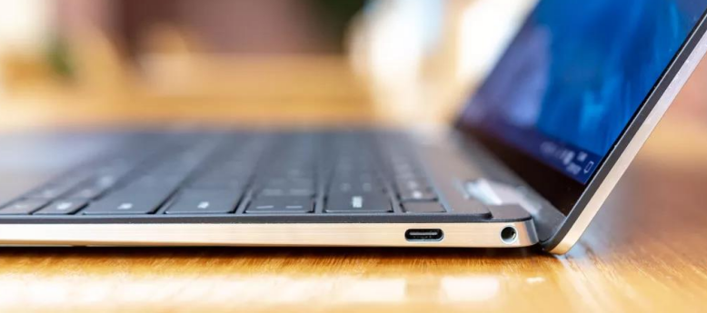 測(cè)評(píng)：商務(wù)筆記本電腦哪種好？戴爾XPS 13再度引領(lǐng)全觸屏新體驗(yàn)