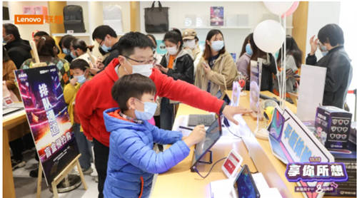 八店齊開：來酷科技掀起冬日智能季風潮