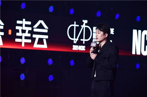 馬不停蹄做公益，辛巴辛有志把公益當(dāng)事業(yè)