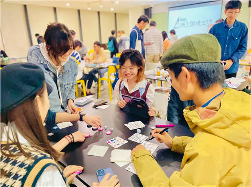 游戲化演繹碳故事，同濟大學(xué)設(shè)計創(chuàng)意學(xué)院“可持續(xù)設(shè)計理念”結(jié)課
