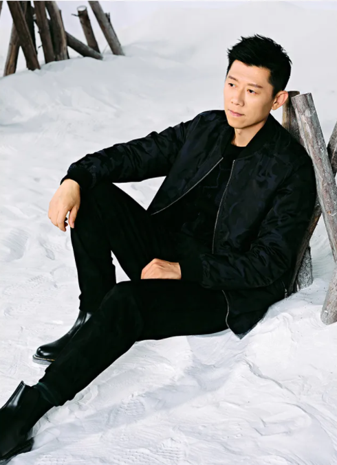 七匹狼夾克聯(lián)手蘇炳添后又合作演員夏雨，共赴雪境探索之旅