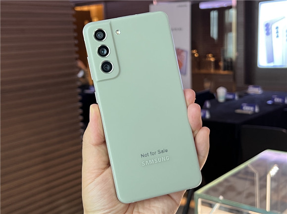 三星Galaxy S21 FE 5G國行版發(fā)布：售價(jià)4599元起
