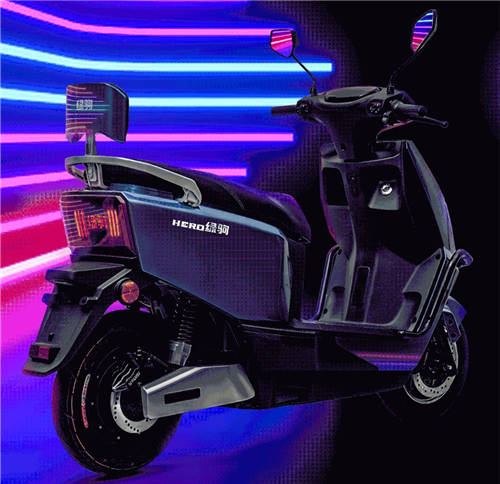 新發(fā)布兩款雅迪電動(dòng)車，一次充電續(xù)航超過(guò)120公里，可跨城行駛