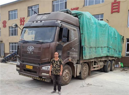 團(tuán)油用戶(hù)故事：“農(nóng)民司機(jī)”用汽車(chē)載起村民的致富希望