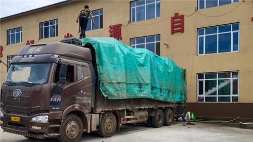 團(tuán)油用戶(hù)故事：“農(nóng)民司機(jī)”用汽車(chē)載起村民的致富希望