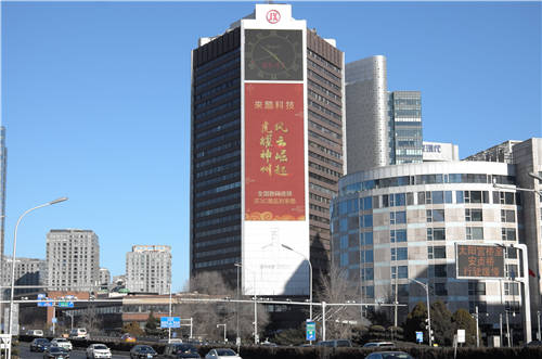 京東的強(qiáng)敵出現(xiàn)了！買3C數(shù)碼也能上來酷？