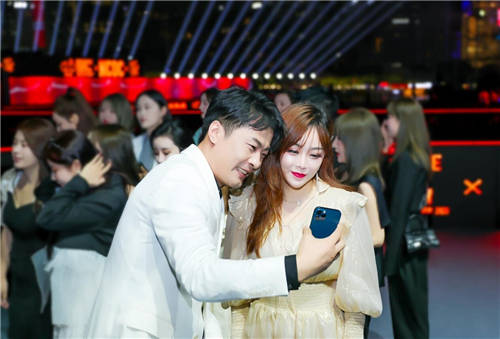 辛選集團聯(lián)合創(chuàng)始人初瑞雪，不只是辛巴背后的女人