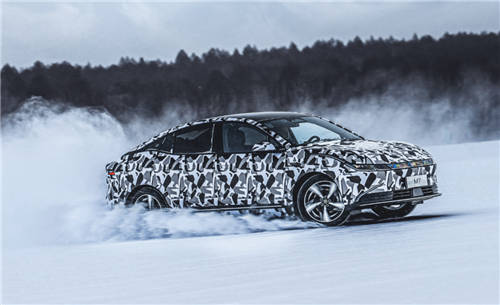 -30℃的極寒環(huán)境下，汽車威馬M7的SOC從30%-80%充電時(shí)間僅需30分鐘