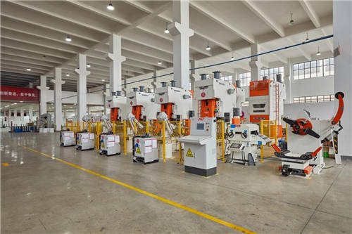 帥豐集成灶強(qiáng)勢登陸CCTV1，唱響“集成灶大國品牌帥豐造”強(qiáng)音！