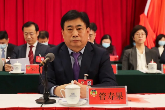 中益智信董事長(zhǎng)楊利學(xué)出席政協(xié)第十四屆青島市南區(qū)委員會(huì)第一次會(huì)議