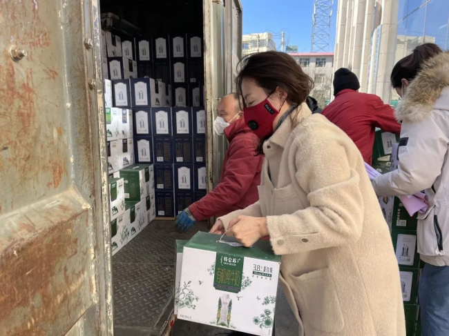 蒙牛：用愛心構(gòu)筑銅墻鐵壁，共建和諧美好家園