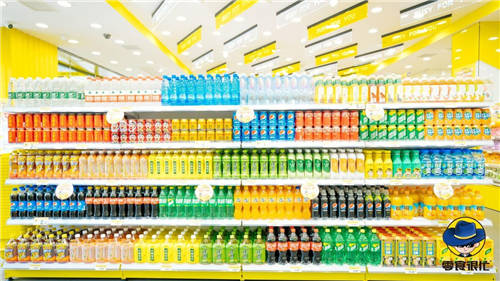 “零食經(jīng)濟(jì)”當(dāng)?shù)溃闶澈苊﹂T(mén)店破1000家，狂歡現(xiàn)場(chǎng)人氣圈粉