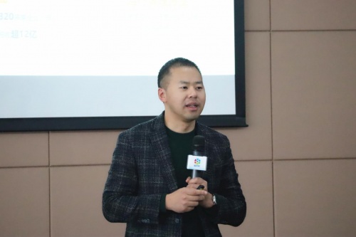 校企聯(lián)動，上海大學(xué)MBA中心攜手薪太軟共育人力資本專業(yè)人才