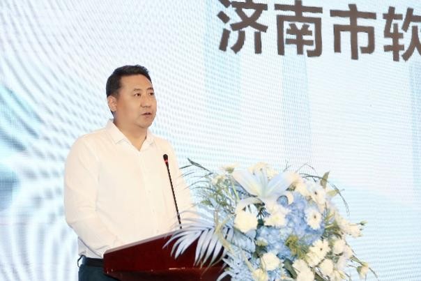 全面起跑新優(yōu)勢(shì)，信息技術(shù)再領(lǐng)航