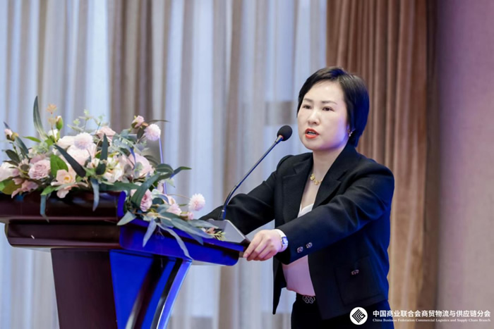 中國商業(yè)聯(lián)合會(huì)商貿(mào)物流與供應(yīng)鏈分會(huì)會(huì)長干為.jpg