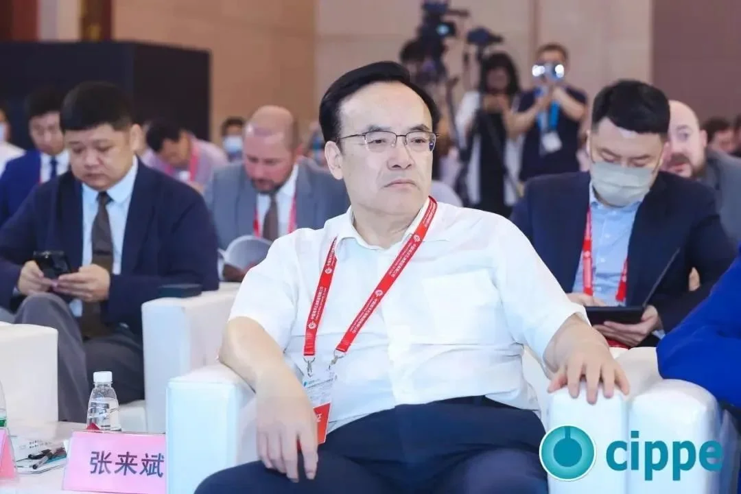 全國政協(xié)常委、中國工程院院士，中國石油大學(xué)(北京)原校長張來斌出席開幕式.jpg